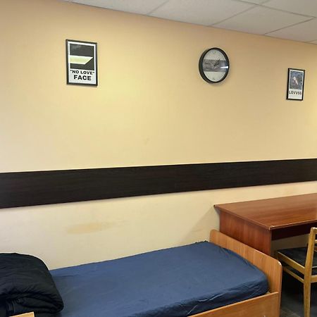 קייב Hostel Krone Gok Zatishok מראה חיצוני תמונה