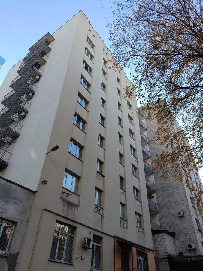 קייב Hostel Krone Gok Zatishok מראה חיצוני תמונה