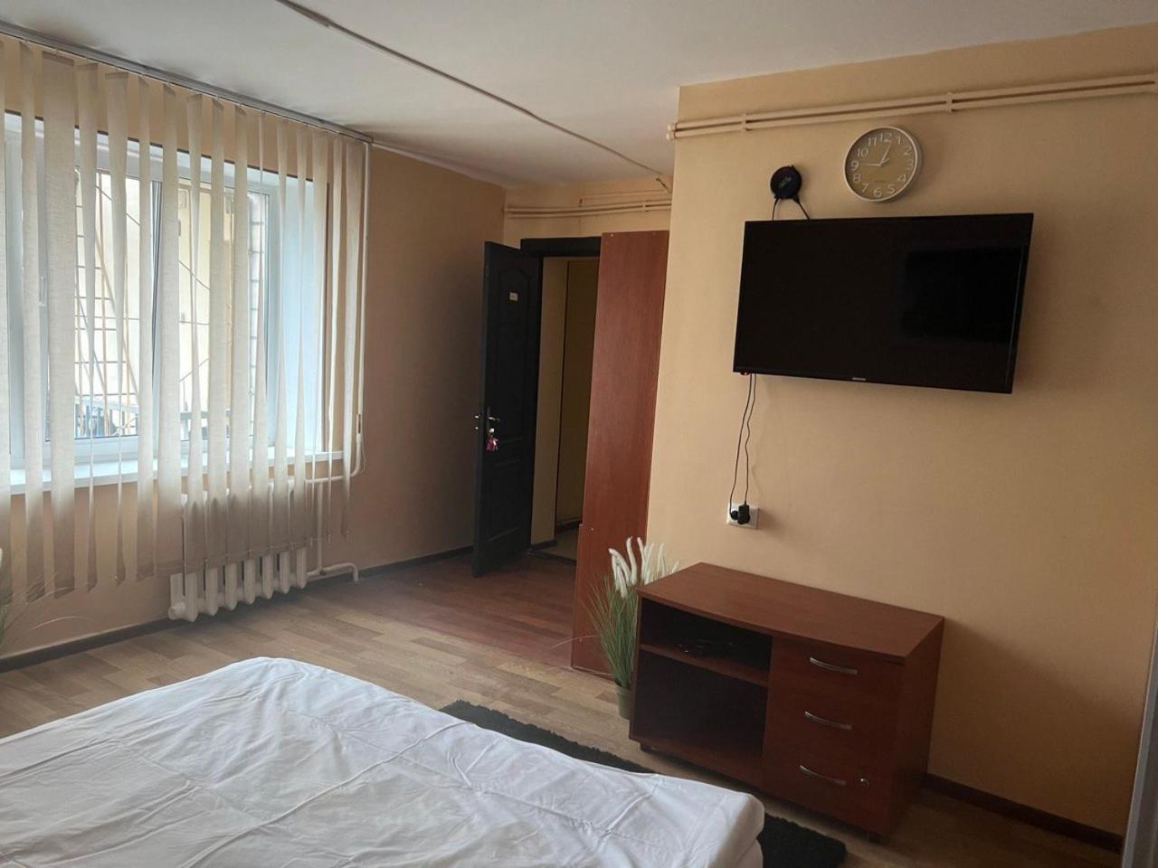 קייב Hostel Krone Gok Zatishok מראה חיצוני תמונה